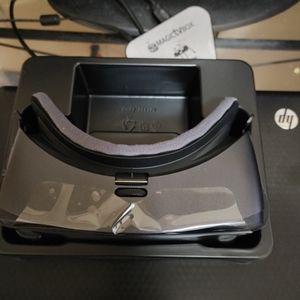 Samsung gear VR . with controller